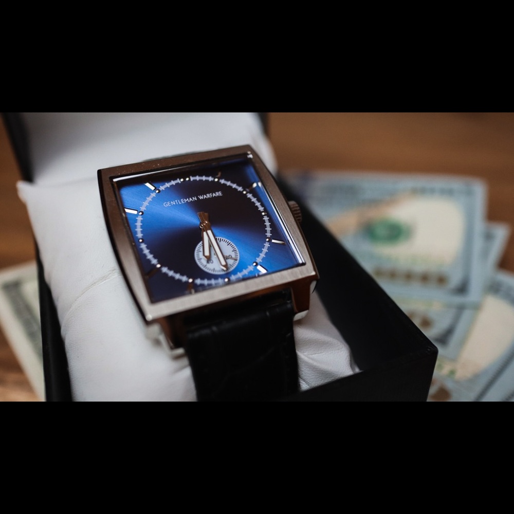 MAKE OFFER Égard V1-Cubic Gentleman Warfare Watch